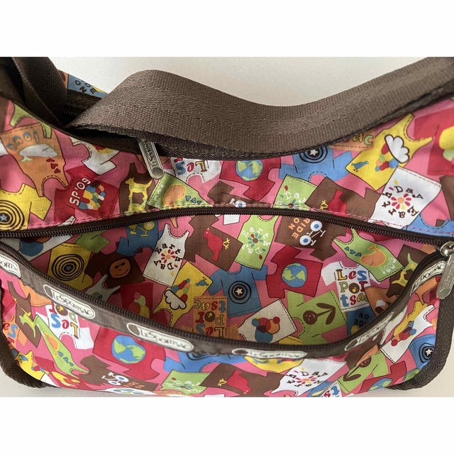 LeSportsac(レスポートサック)のLeSportsac レスポートサック 肩掛け ショルダーバッグ レディースのバッグ(ショルダーバッグ)の商品写真