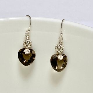 ハンドメイド　ピアス(ピアス)