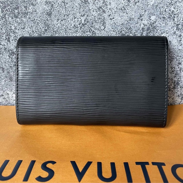 LOUIS VUITTON ルイヴィトン エピ トレゾール 折り財布 ブラック 1