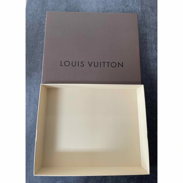 LOUIS VUITTON(ルイヴィトン)のルイヴィトン　箱 レディースのバッグ(ショップ袋)の商品写真