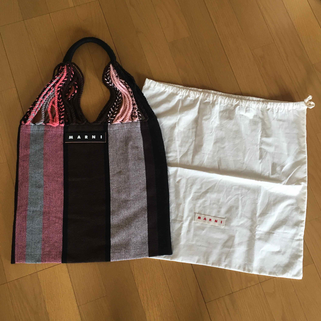 マルニ ピンク クロシェ製 MARNI MARKET HAMMOCKバッグ | フリマアプリ ラクマ