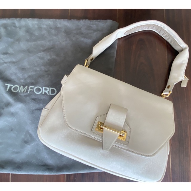 TOMFORD ショルダーバッグ　ホワイト