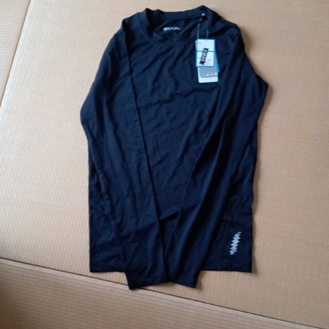 VISION QUEST 長袖　インナーシャツ　ブラック メンズのトップス(Tシャツ/カットソー(七分/長袖))の商品写真