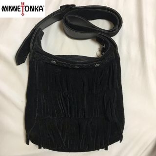 ミネトンカ(Minnetonka)のMINNETONKA ミネトンカ ショルダーバック 40s US 黒 ブラック(ショルダーバッグ)