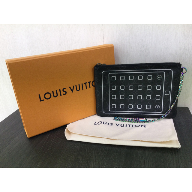LOUIS VUITTON - ルイヴィトン　iPadケース/クラッチバッグ