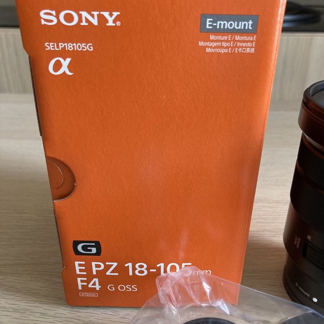 SONY(ソニー)の【専用】SONY 18-105 F4 G OSS（APS-C専用） スマホ/家電/カメラのカメラ(レンズ(ズーム))の商品写真