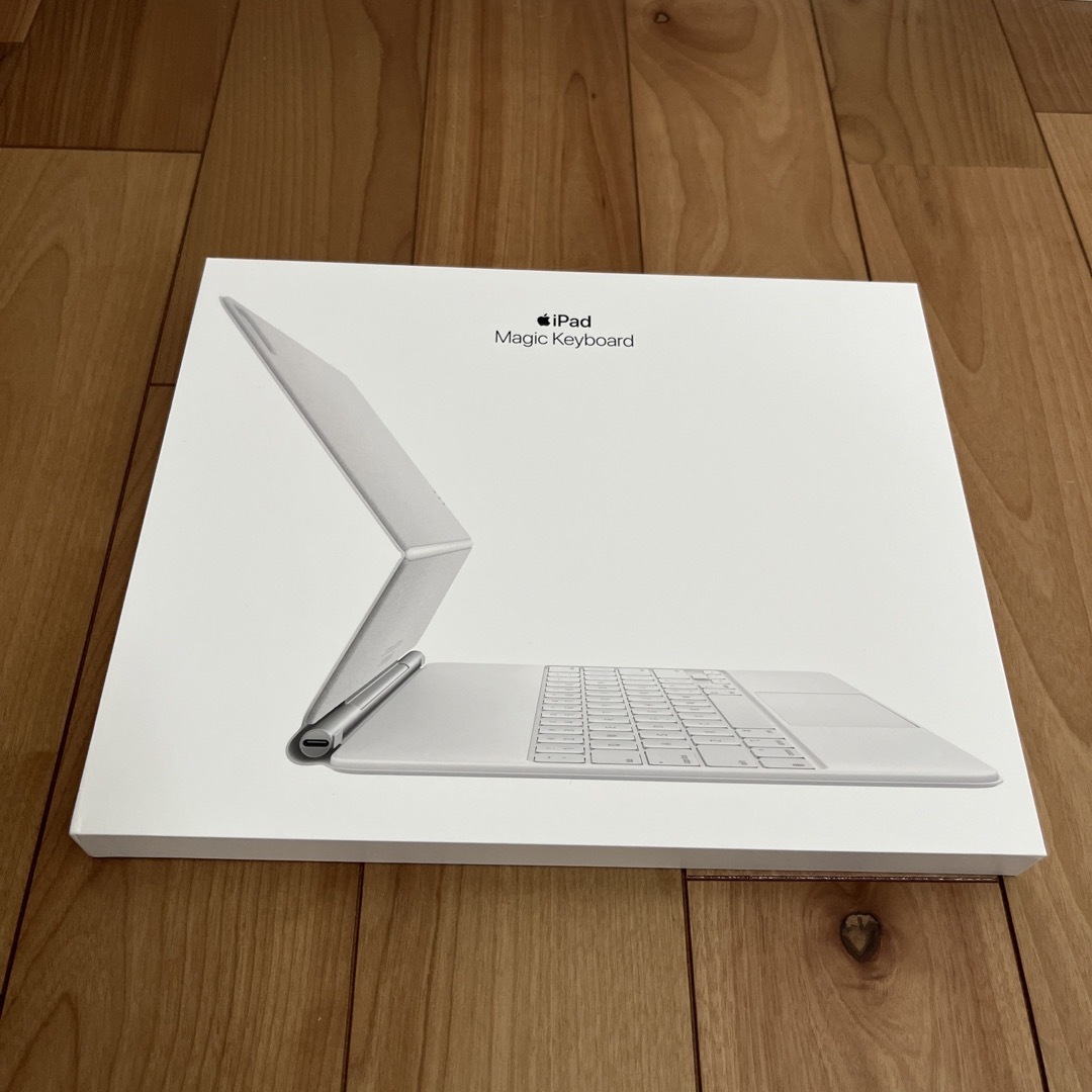 Apple(アップル)のMagic Keyboard ホワイト スマホ/家電/カメラのスマホアクセサリー(iPadケース)の商品写真