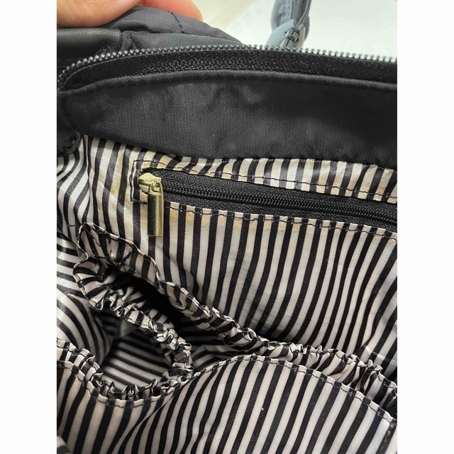 D'colle(ディーコレ)のD'colle トート　ショルダー　マザーズバッグ　黒 used ポケット10個 レディースのバッグ(トートバッグ)の商品写真