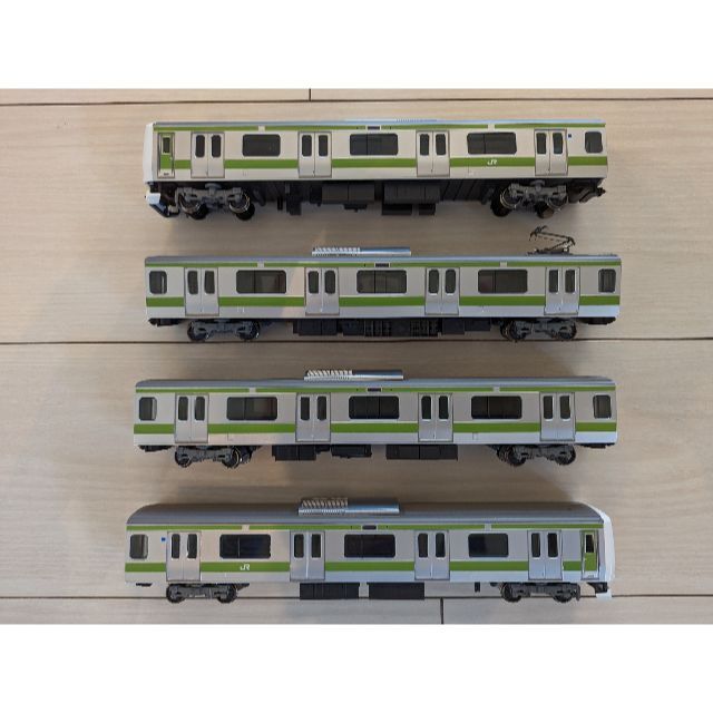 TOMMY(トミー)のトミックス鉄道模型HOJRE231-500系通勤電車 (山手線) 4両基本セット エンタメ/ホビーのおもちゃ/ぬいぐるみ(鉄道模型)の商品写真