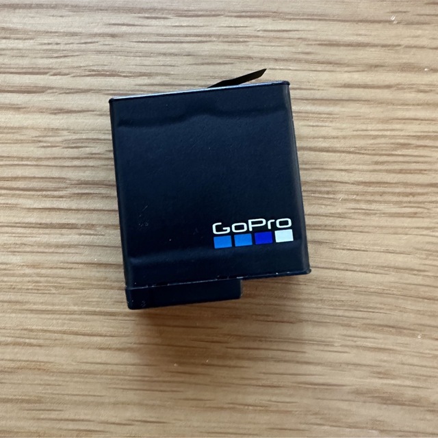 GoPro(ゴープロ)のGoPro バッテリー スマホ/家電/カメラのスマートフォン/携帯電話(バッテリー/充電器)の商品写真