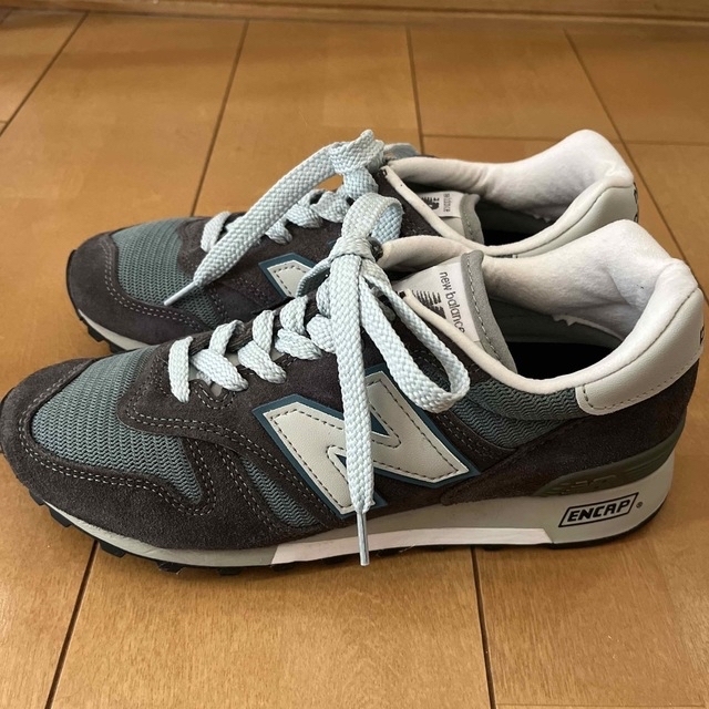 New Balance(ニューバランス)の【新品未使用】ニューバランスM1300CLS USA 24cm グレー レディースの靴/シューズ(スニーカー)の商品写真