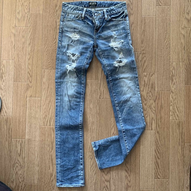 moussy - 美品 moussy マウジー クラッシュ ダメージ 加工 moussy - 美品 moussy マウジー クラッシュ ダメージ 加工