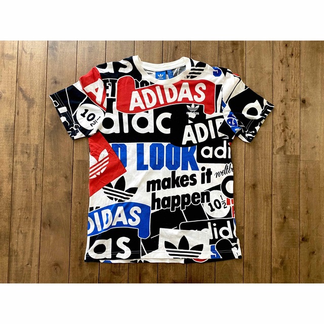 adidas 総柄 Tシャツ