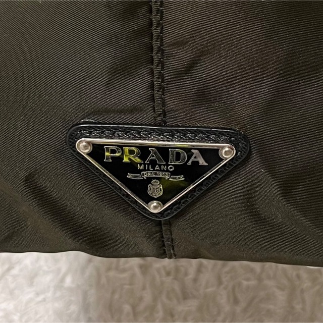 PRADA(プラダ)のPRADA  プラダ 2way 三角ロゴショルダーバッグ トートバッグ ドラゴン メンズのバッグ(トートバッグ)の商品写真