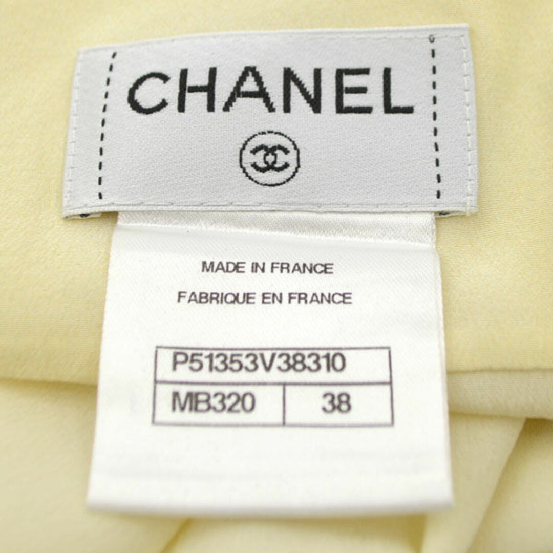 CHANEL(シャネル)のCHANEL / シャネル ◆ブラウス ノースリーブ フラワー シルク アイボリー P51353 【レディース/ガールズ/LADY/女性/婦人】 ブランド【中古】 [0220396297] レディースのトップス(シャツ/ブラウス(半袖/袖なし))の商品写真