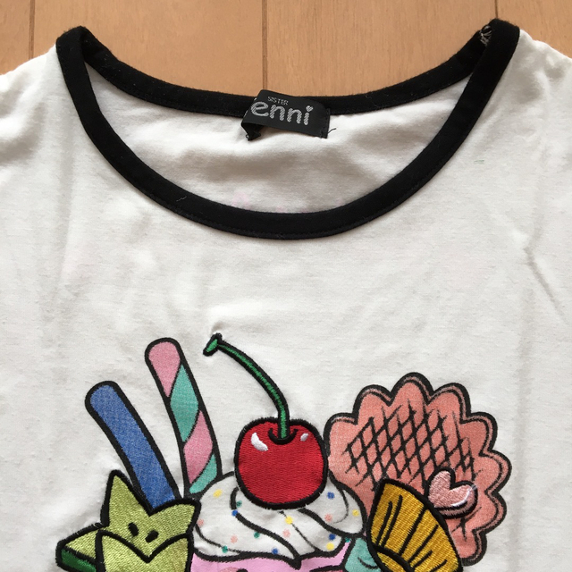 JENNI(ジェニィ)のJENNI ジェニィ　 Tシャツ（150）白×黒（小さめ） キッズ/ベビー/マタニティのキッズ服女の子用(90cm~)(Tシャツ/カットソー)の商品写真