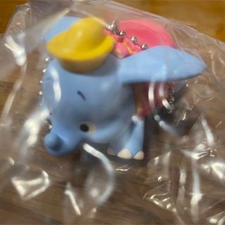 ディズニー(Disney)のディズニー　Disney ダンボ dumbo キーホルダー　カプトイ　カプセル(キャラクターグッズ)