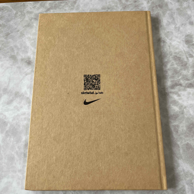 NIKE(ナイキ)のNIKE ナイキフットボールノート エンタメ/ホビーのエンタメ その他(その他)の商品写真