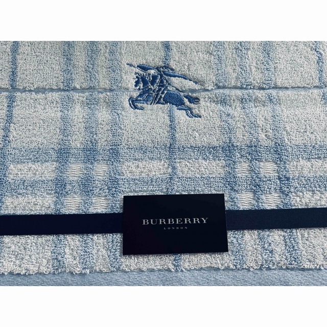 BURBERRY(バーバリー)のBURBERRY バーバリー⭐️ハーフケット⭐️ブルー系⭐️チェック キッズ/ベビー/マタニティの寝具/家具(タオルケット)の商品写真