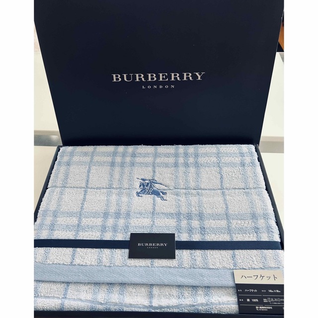 BURBERRY バーバリー⭐️ハーフケット⭐️ブルー系⭐️チェック | フリマアプリ ラクマ