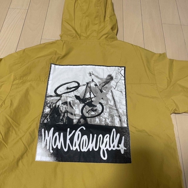 Mark Gonzales(マークゴンザレス)のマークゴンザレス　ナイロンパーカー160 キッズ/ベビー/マタニティのキッズ服男の子用(90cm~)(ジャケット/上着)の商品写真