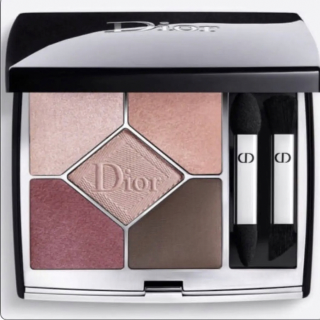 Dior(ディオール)のdior アイシャドウ　サンククルールクチュール899 ソフトペタル　限定 コスメ/美容のベースメイク/化粧品(アイシャドウ)の商品写真