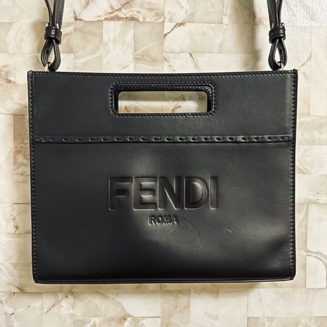 FENDI - FENDI フェンディleather shopper small レザー バッグ