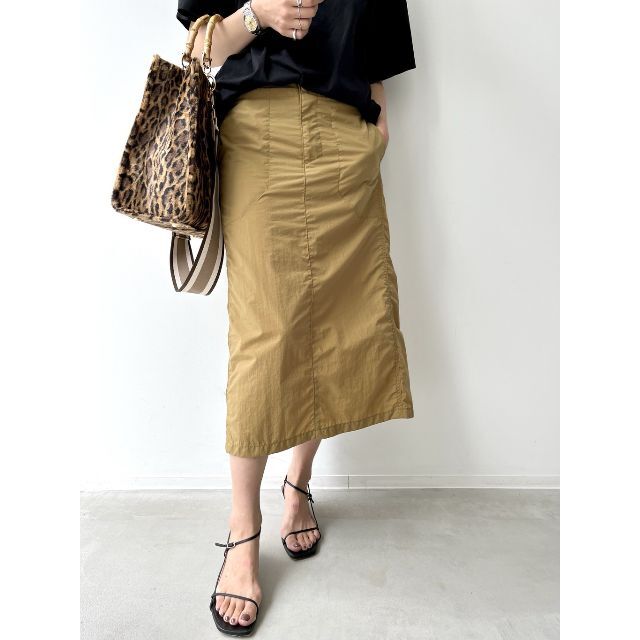 L'Appartement DEUXIEME CLASSE(アパルトモンドゥーズィエムクラス)の AMERICANA アメリカーナ Nylon Skirt ナイロン スカート  レディースのスカート(ひざ丈スカート)の商品写真