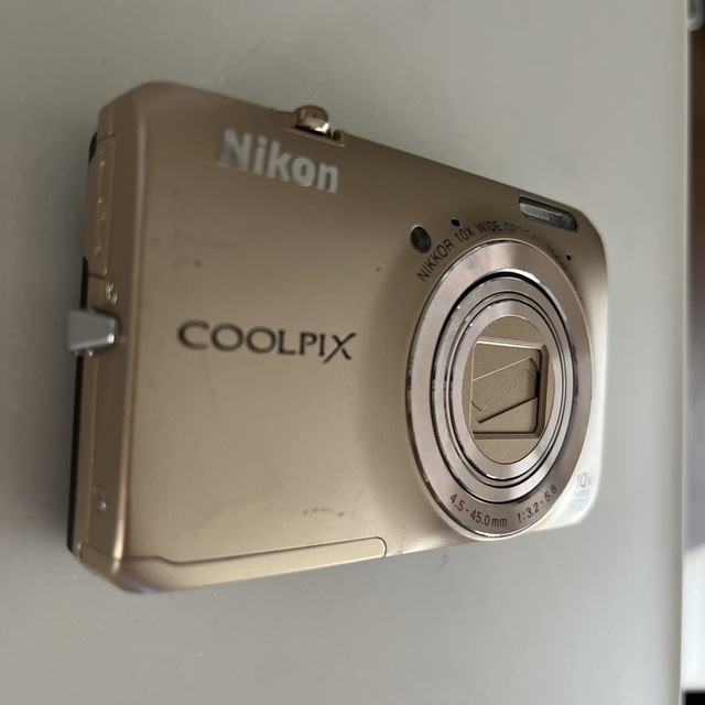 Nikon クールピクス S6300 スマホ/家電/カメラのカメラ(コンパクトデジタルカメラ)の商品写真