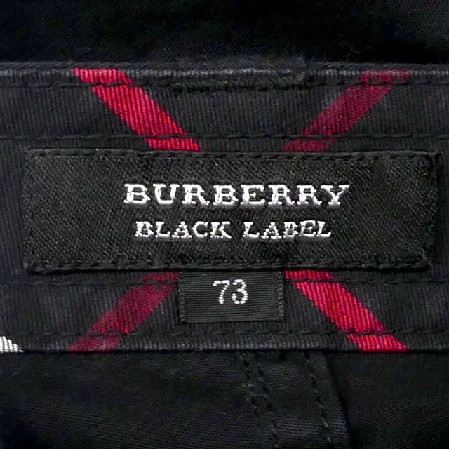 BURBERRY BLACK LABEL(バーバリーブラックレーベル)の廃盤 バーバリーブラックレーベル ハーフパンツ カーゴパンツ 黒 TY2390 メンズのパンツ(ショートパンツ)の商品写真