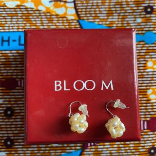 ブルーム(BLOOM)のBLOOM  ブルーム　パールピアス(ピアス)