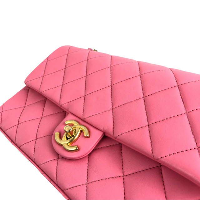 CHANEL - シャネル CHANEL ロゴチェーンフラップバッグ ショルダー