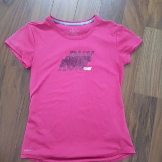 ナイキ(NIKE)のNIKE　Tシャツ(Tシャツ(半袖/袖なし))