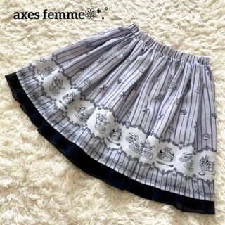 アクシーズファム(axes femme)のaxes femme スカート フリル Mサイズ ケーキ ティーカップ 良品(ひざ丈スカート)