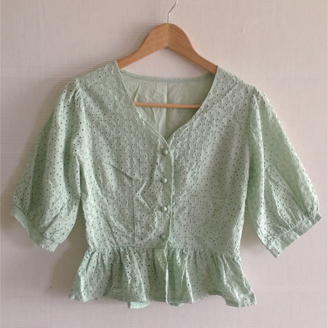 Lochie(ロキエ)のmint blouse❤︎ レディースのトップス(シャツ/ブラウス(半袖/袖なし))の商品写真