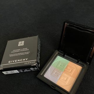 ジバンシィ(GIVENCHY)の値下げ中‼️ジバンシィ プリズムリーブルプレストパウダー 4 アシッドシフォン(フェイスパウダー)