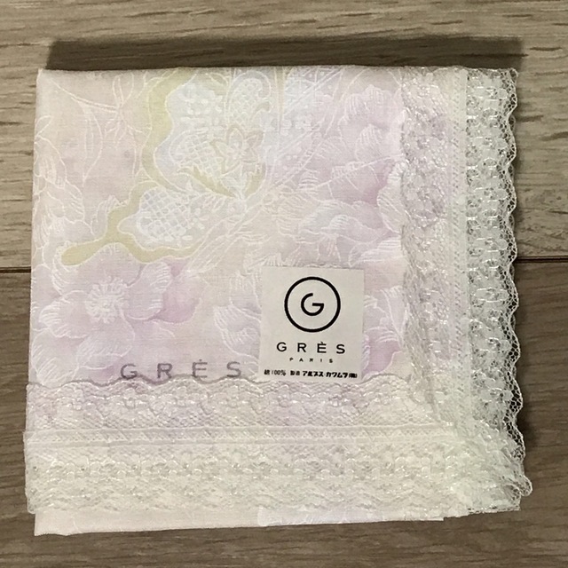 GRES(グレ)のハンカチ☆GRES☆未使用品 レディースのファッション小物(ハンカチ)の商品写真