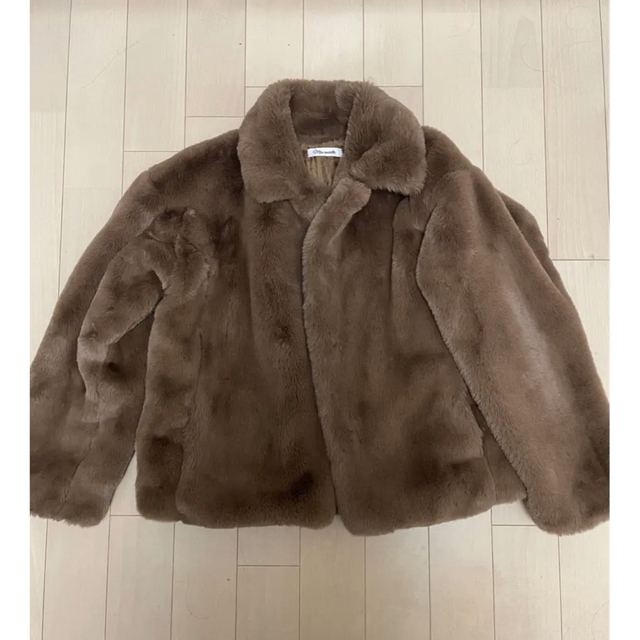 miro amurette ミロアミュレットSHORT ECOFUR COAT - 毛皮/ファーコート