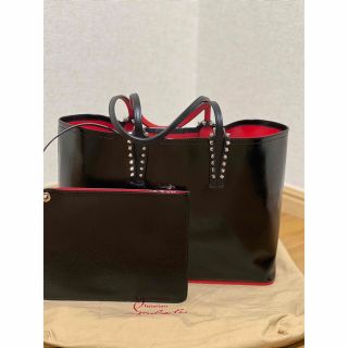 クリスチャンルブタン(Christian Louboutin)のクリスチャン ルブタン 超美品 カバタ ポーチ付きトートバッグ パテントレザー(トートバッグ)