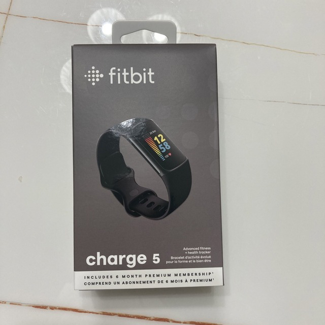 【新品未開封】fitbit charge5 black