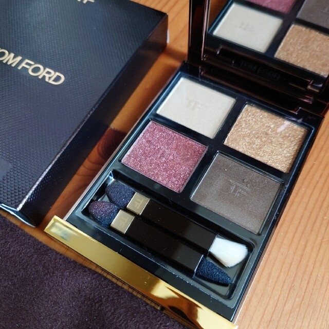 TOMFORD【アイカラークォード】アイシャドウ　人気　30 アラベスク