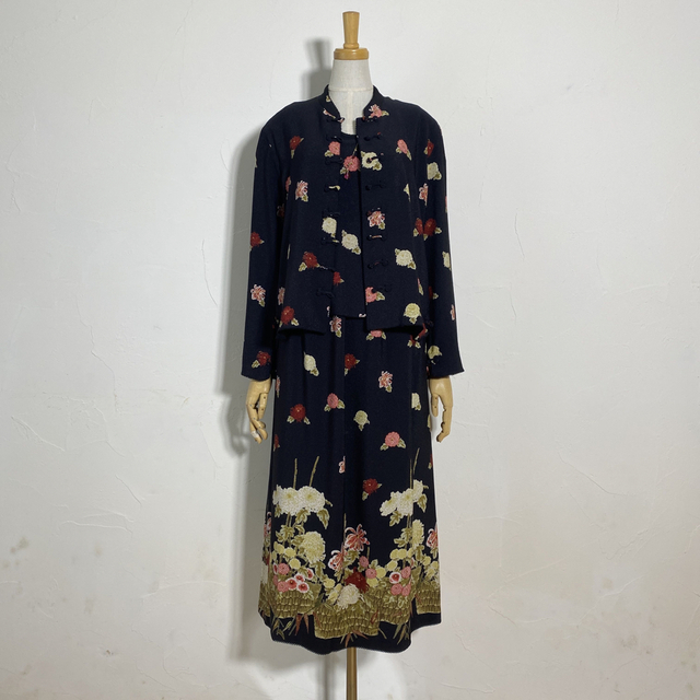 KANEKO ISAO - カネコイサオ定価11万円の豪華な3点セット。シワ KANEKO ISAO - カネコイサオ定価11万円の豪華な3点セット。シワ