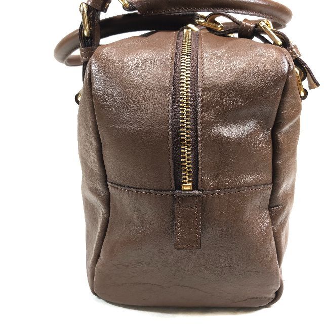 【美品】ADMJ レザー 鍵付ショルダーバッグ 肩掛け ブラウン レディースのバッグ(ショルダーバッグ)の商品写真