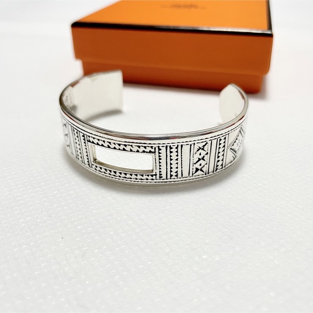 在庫一掃最安挑戦 新品同様 12コマ エルメス 【国内正規店購入】HERMES