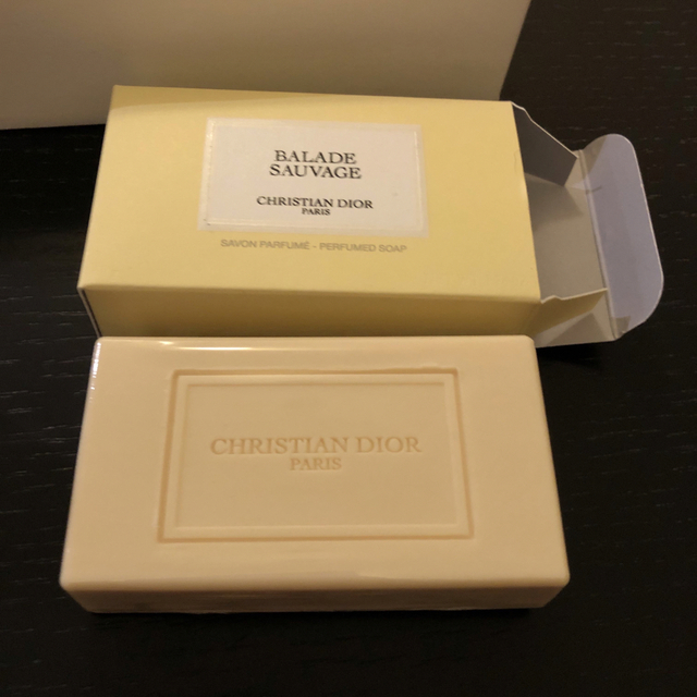 Christian Dior(クリスチャンディオール)の非売品　メゾン　クリスチャン　ディオール　ギフトセット コスメ/美容の香水(香水(女性用))の商品写真