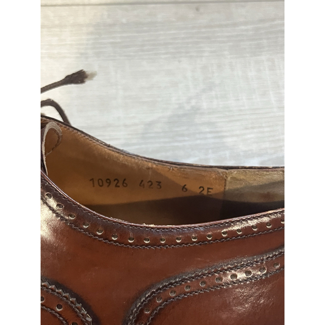 Salvatore Ferragamo(サルヴァトーレフェラガモ)のsalvatore ferragamo ウイングチップ  メダリオン　内羽 レディースの靴/シューズ(ローファー/革靴)の商品写真