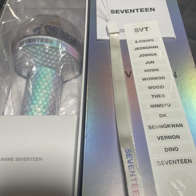 SEVENTEEN(セブンティーン)のseventeen  ペンライト　カラット棒　ver.2 チケットの音楽(K-POP/アジア)の商品写真