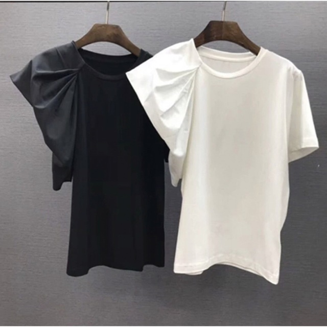 フリルスリーブ ブラウス 黒 レディースのトップス(Tシャツ(半袖/袖なし))の商品写真