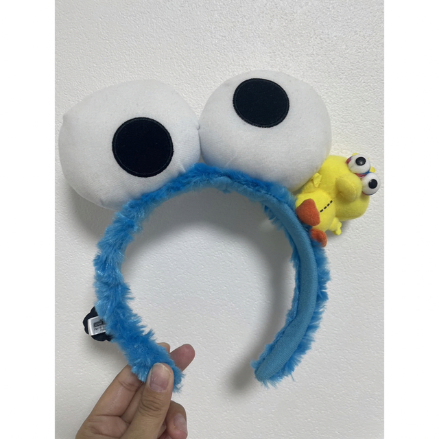 USJ(ユニバーサルスタジオジャパン)のUSJ ユニバーサルスタジオジャパン☆クッキーモンスターカチューシャ　美品　 エンタメ/ホビーのおもちゃ/ぬいぐるみ(キャラクターグッズ)の商品写真