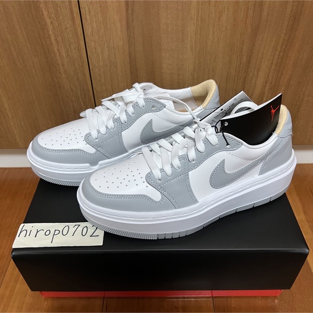 NIKE - ナイキ ウィメンズ エア ジョーダン 1 エレベート グレー NIKE - ナイキ ウィメンズ エア ジョーダン 1 エレベート グレー